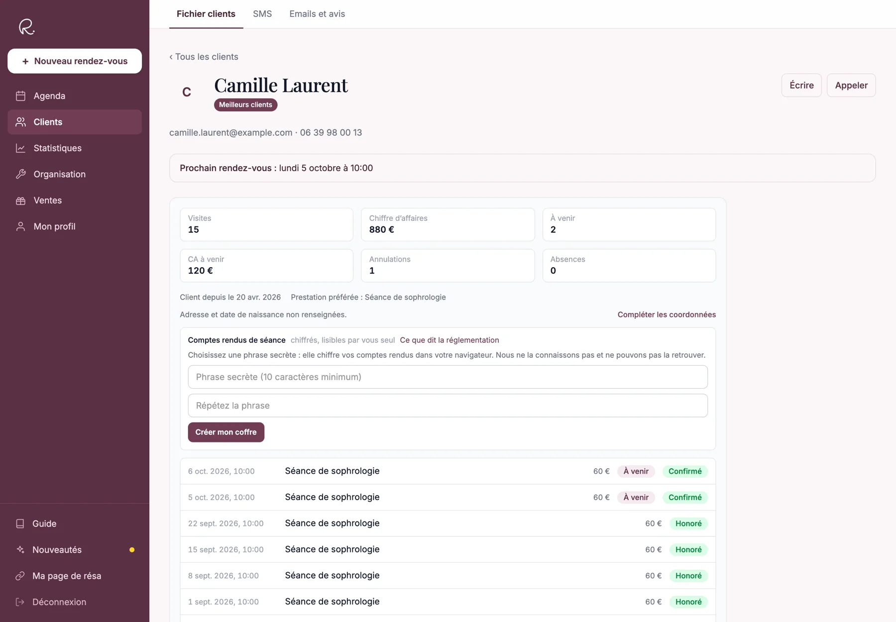 Fiche client avec coordonnées, prochain rendez-vous, indicateurs et historique des séances